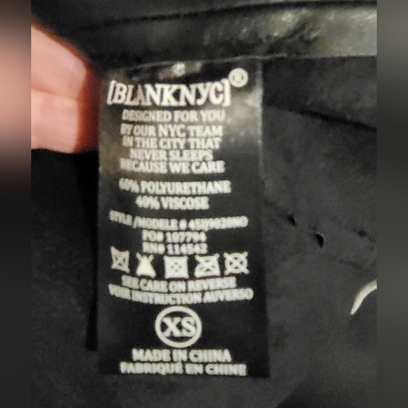 BLANKNYC Faux Leather Drapped Colar Jacket Short Black Size X-Small NWT - Picture 6 of 8